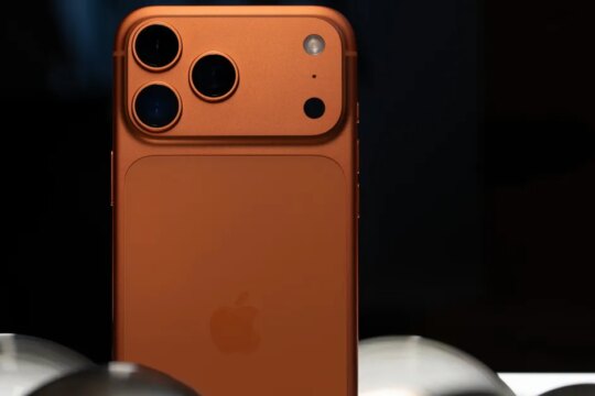 Apple removed a Night mode photo feature from the iPhone 17 Pro