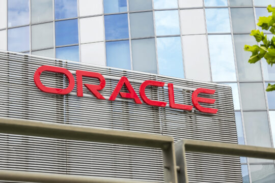 Oracle shares slide on $15B increase in data center spending