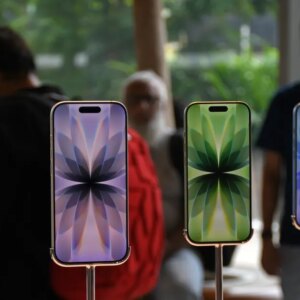 India’s government backs down after Apple refuses order to preinstall app