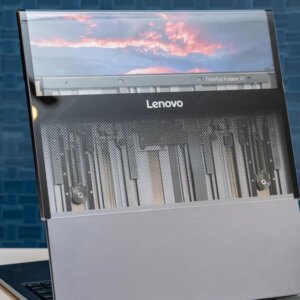 This ThinkPad laptop concept has a rollable display that wraps around its lid