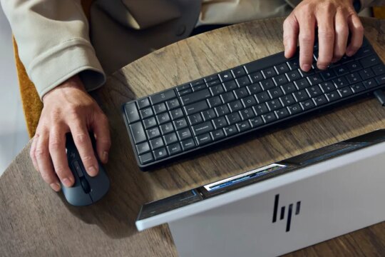 HP crammed an entire desktop computer into this keyboard