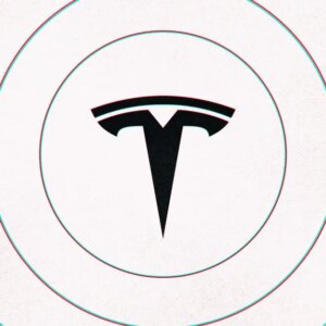 Tesla finally kills Autopilot in a bid to boost FSD subscriptions