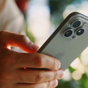 I use the 'unicorn prompt' with every chatbot — it instantly fixes the worst AI problem