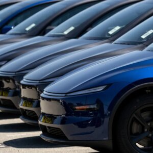 Tesla to stop selling FSD as a standalone package and switch to subscription only