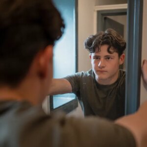 'Bigorexia' Is On The Rise In Kids And Teens. Here's What Parents Should Know.