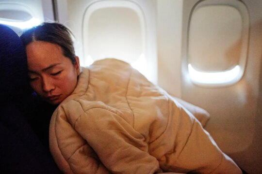 Doctors Share The Symptoms That Make Air Travel Unsafe