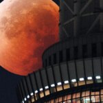 blood-moon-eclipse-gettyimages-2233685613